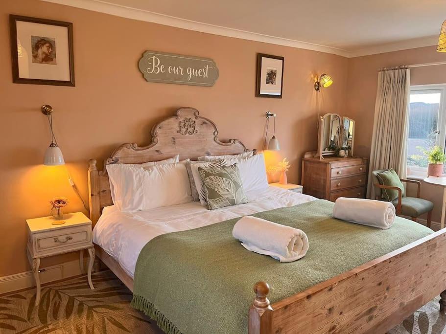 Blue Anchor House - Seaview, Hot Tub Apartments Exteriör bild